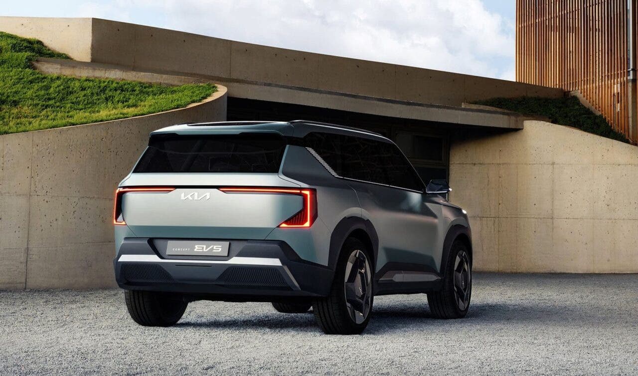 Kia