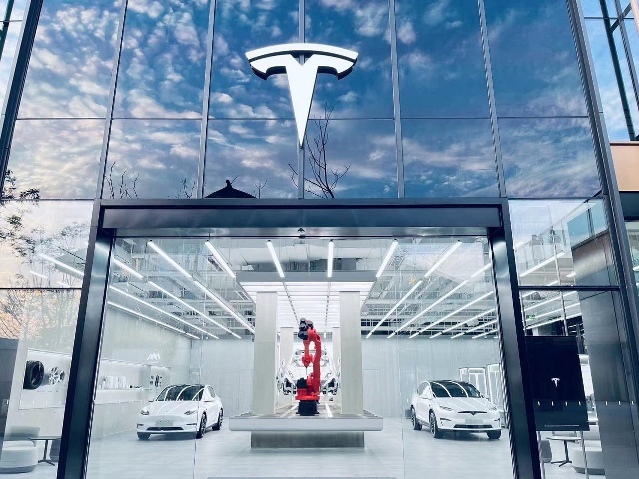 Tesla