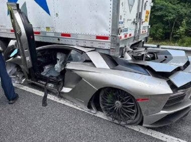 Lamborghini Aventador