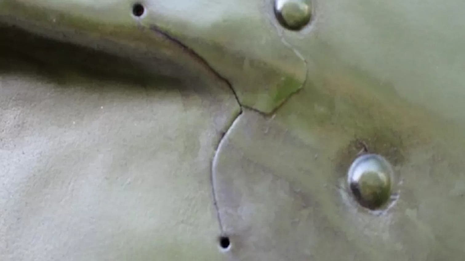 metallo che si autoripara