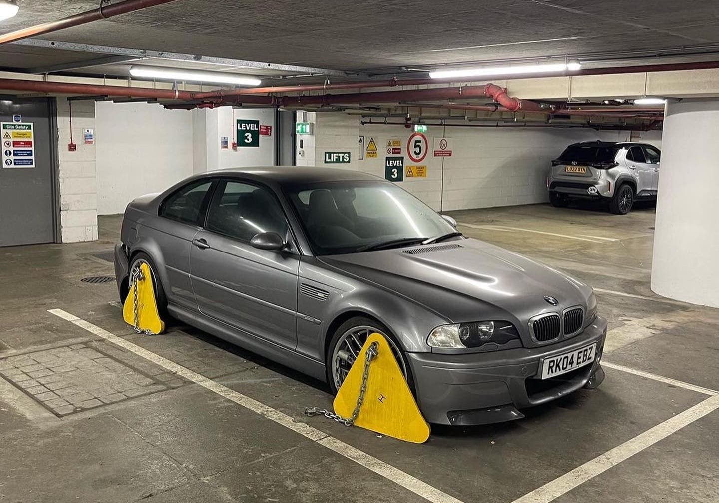 BMW M3 CSL