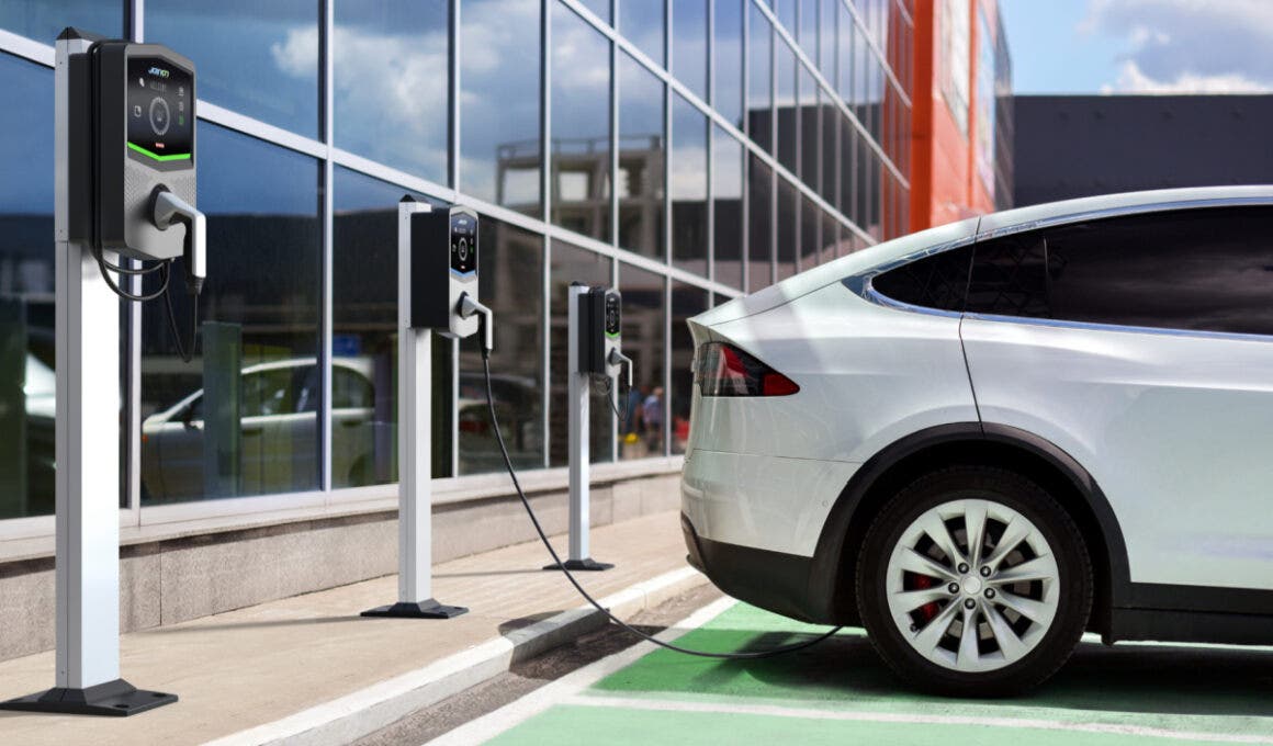 In Italia si vendono poche auto elettriche