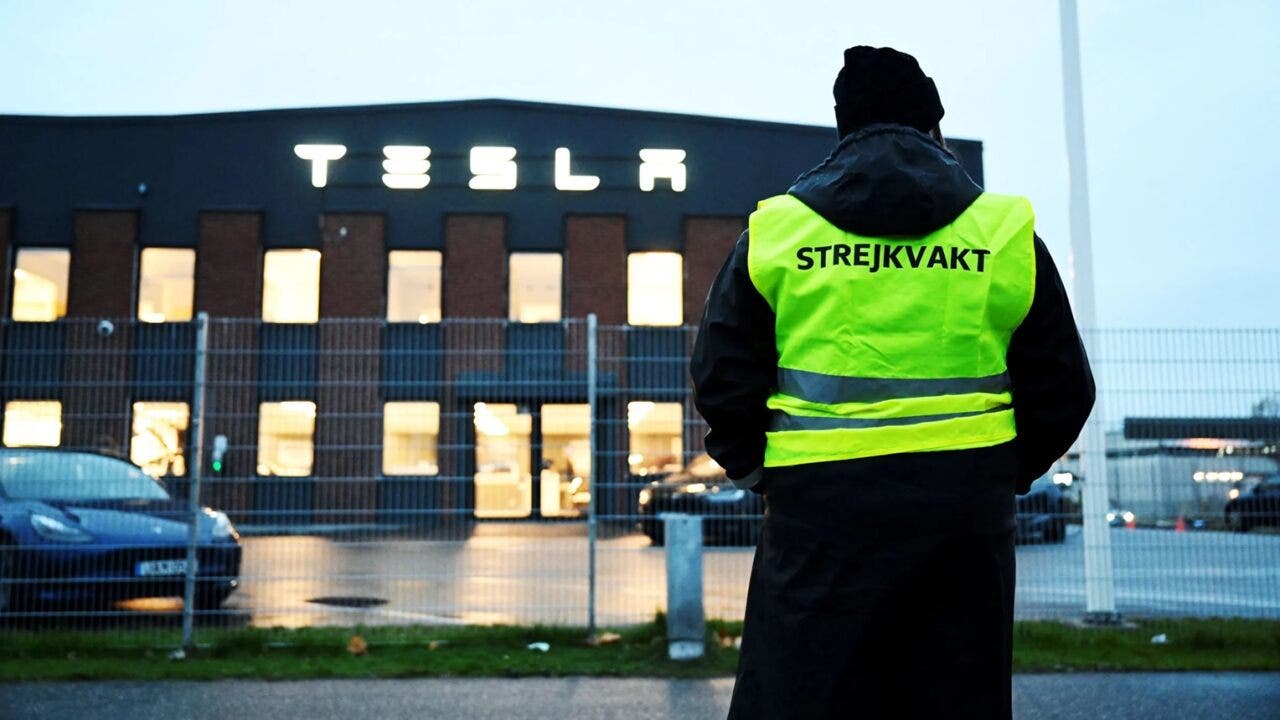 Stabilimenti Tesla Svezia