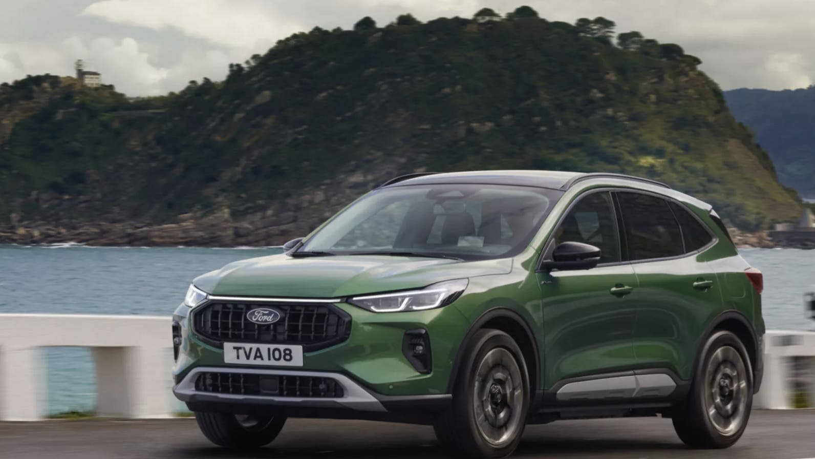 Ford Kuga si rifà i look, ora somiglia alla Escape americana