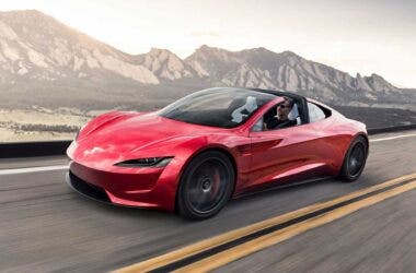 Nuova Tesla Roadster