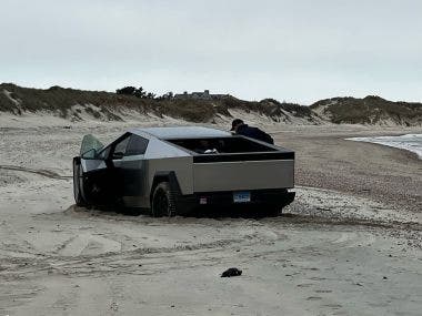 Tesla Cybertruck Nantucket