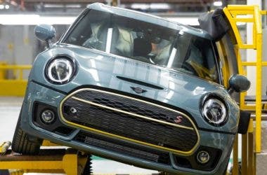 lo scandalo che ha colpito BMW, JLR e Volkswagen