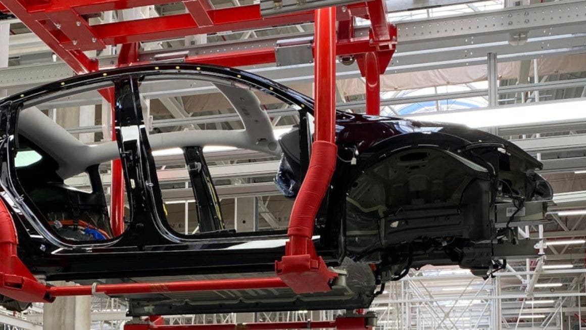 Tesla, quota 3 milioni di veicoli