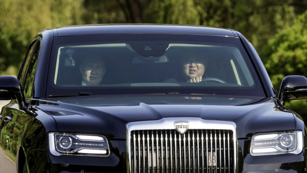 Aurus Senat Limousine L700, il regalo di Putin al dittatore coreano
