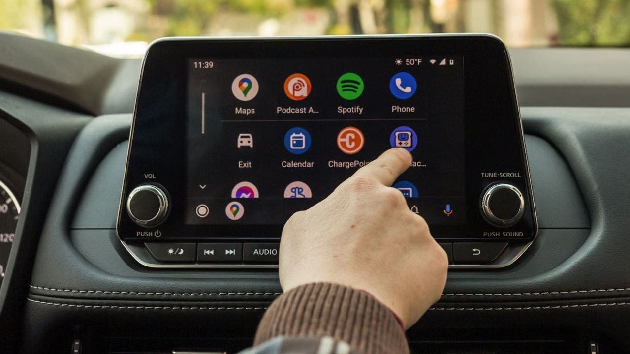 Android Auto, un'app con cui fare quasi tutto