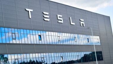 gigafactory Tesla in germania