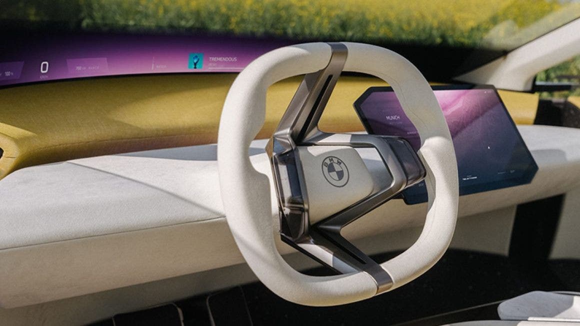 BMW Panoramic iDrive