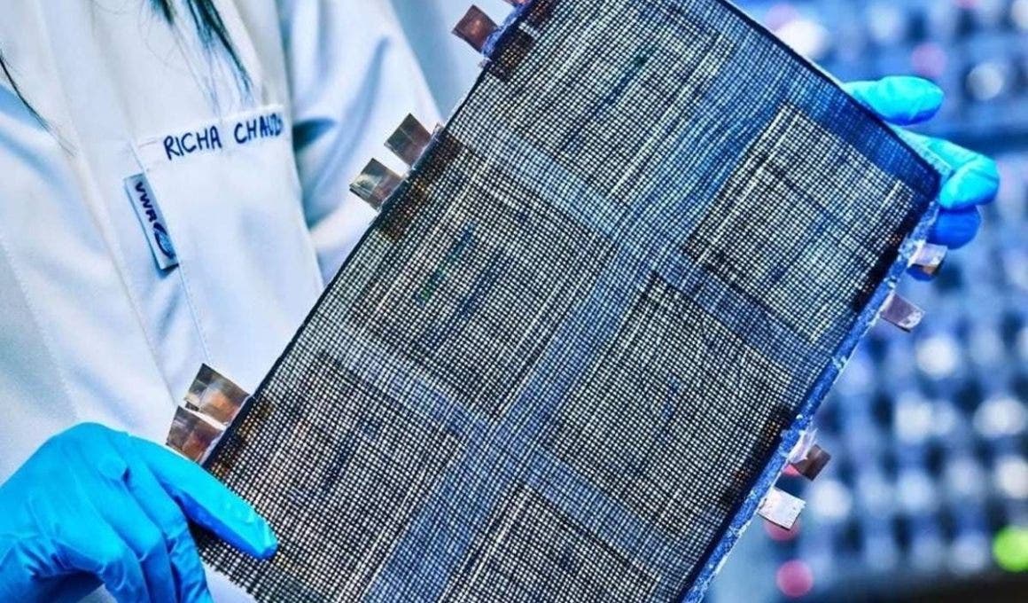 Batteria auto elettriche fibra di carbonio