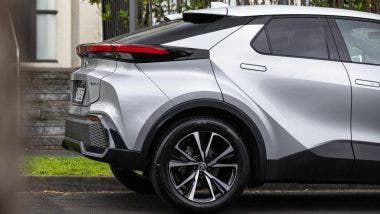 toyota ch-r ibrida