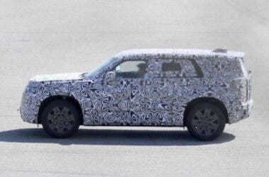 Land Rover Defender Sport