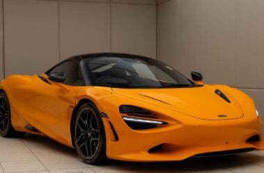 McLaren 750s