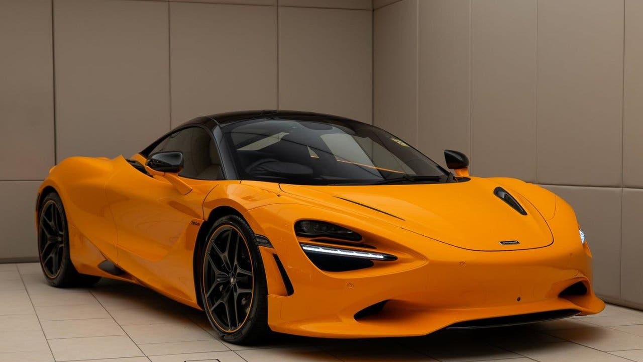 McLaren 750s
