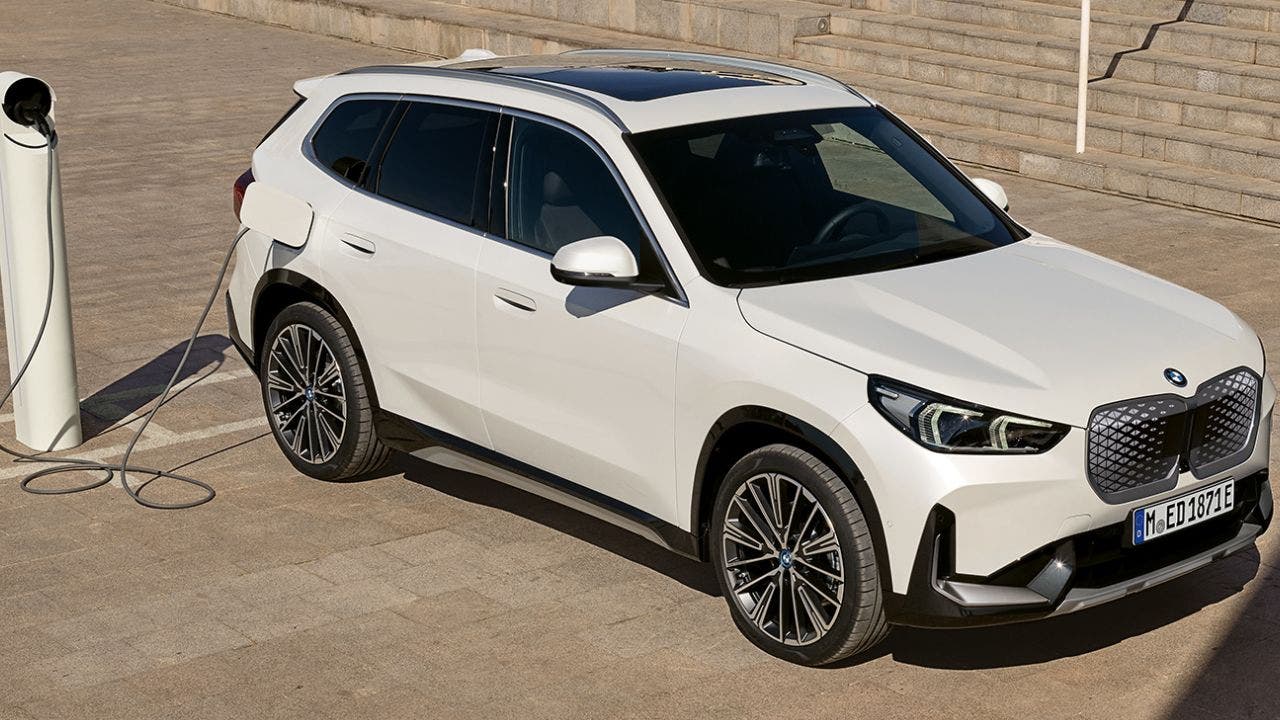 bmw ix1