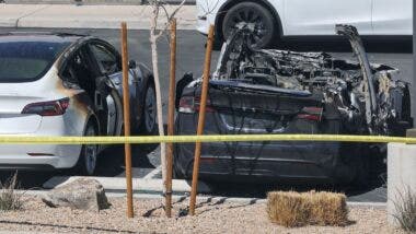 tesla, incidente o atto vandalico