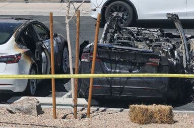 tesla, incidente o atto vandalico