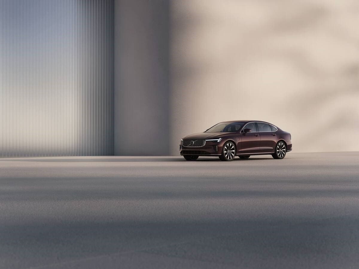 Volvo S90 laterale