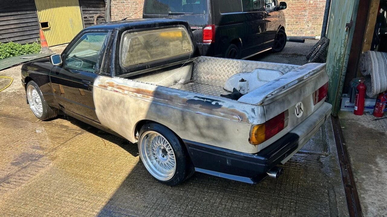 BMW e30 touring pick-up