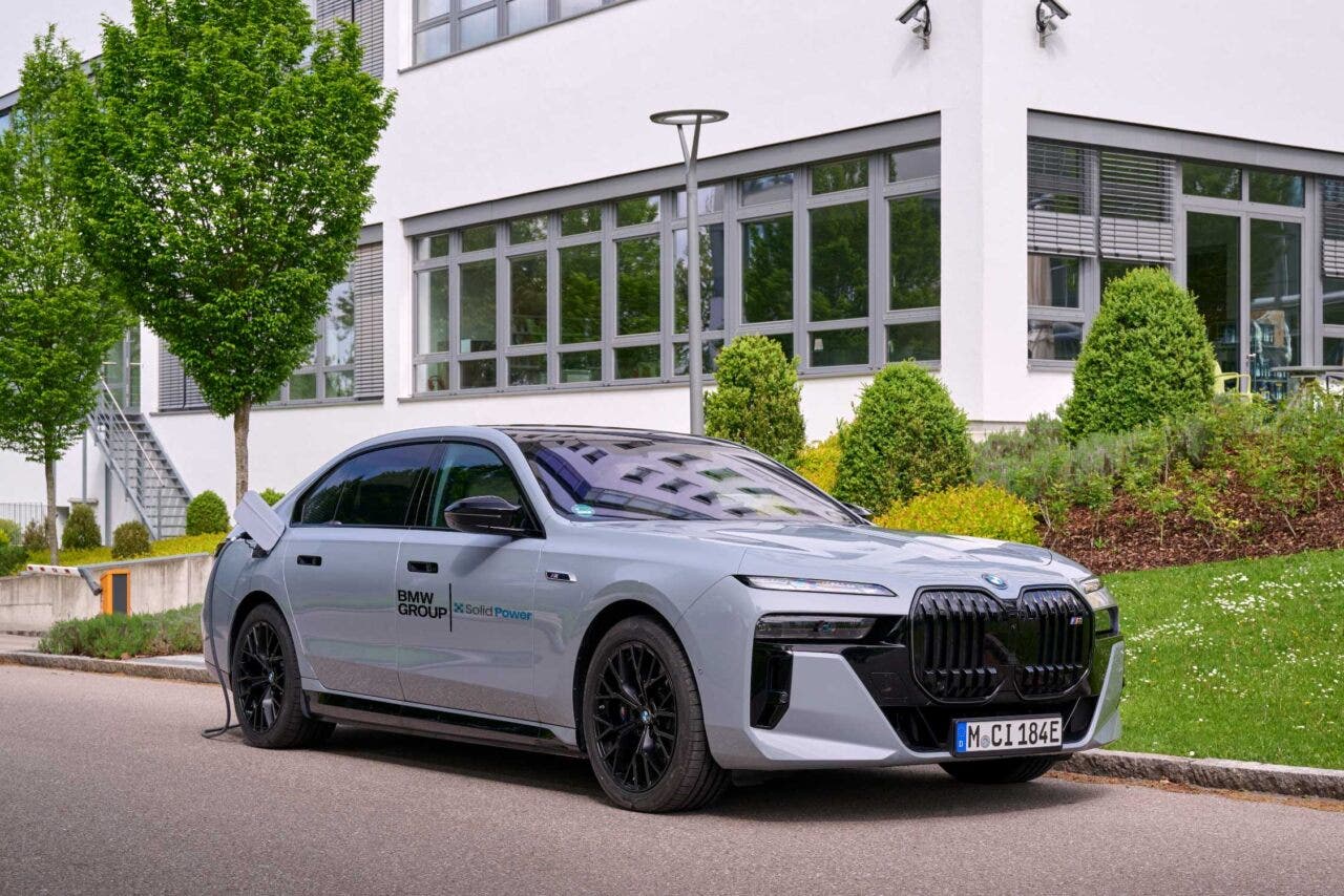 BMW i7 a batterie stato solido