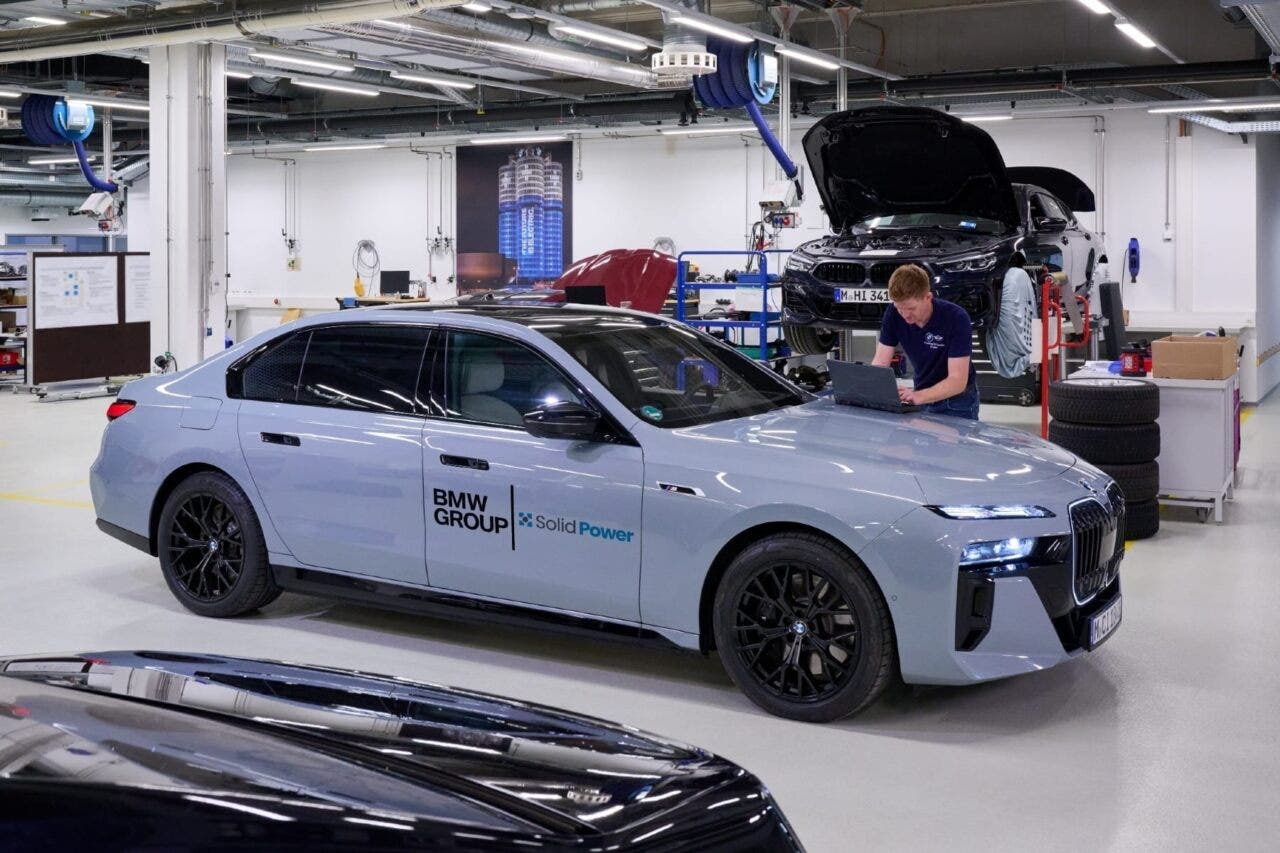 BMW i7 a batterie stato solido