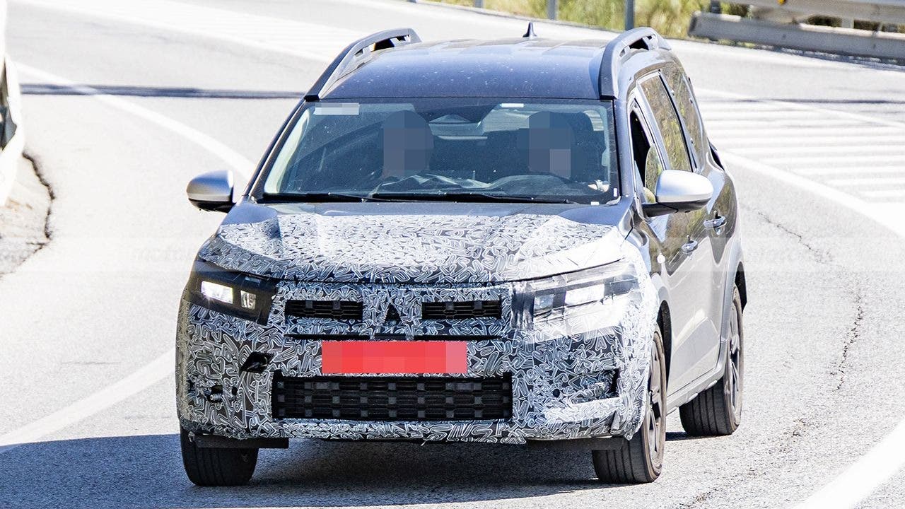 dacia jogger 2026 foto spia