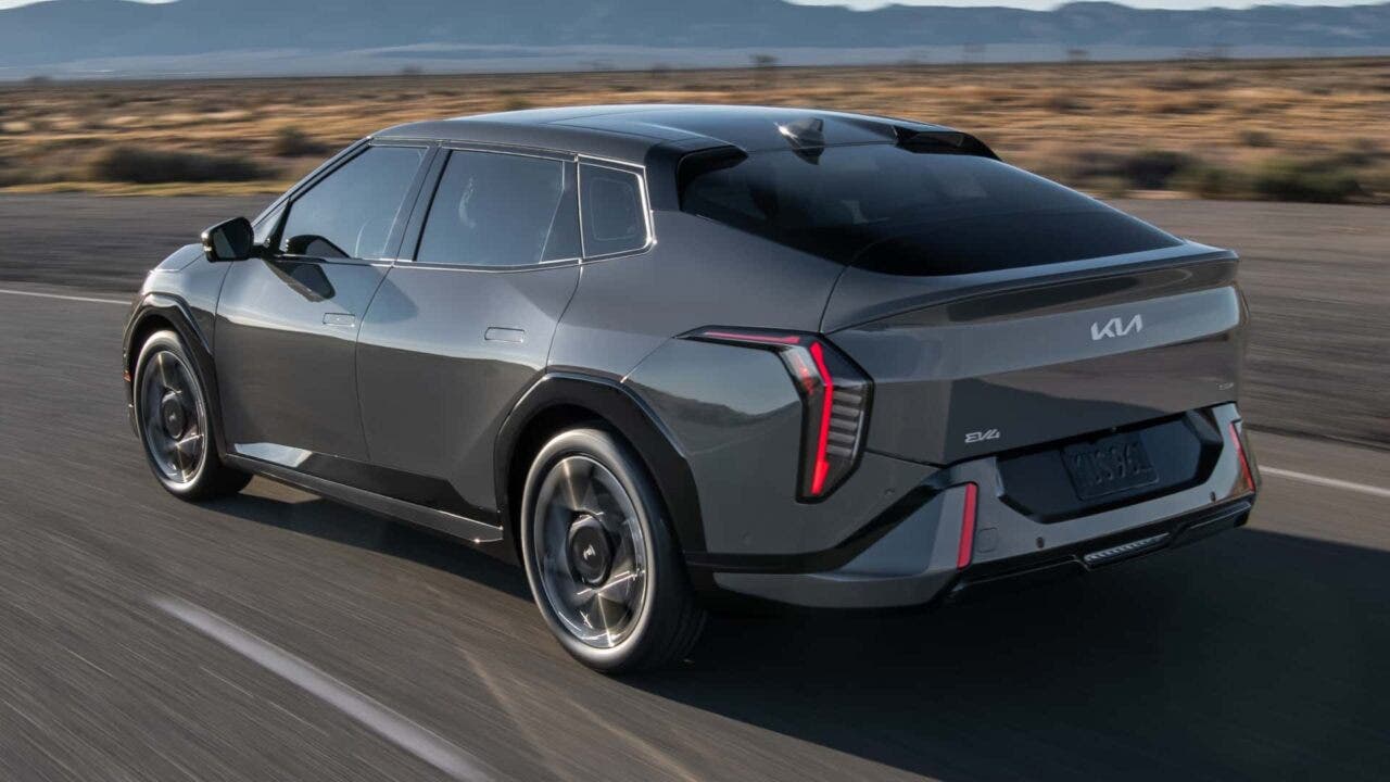 Kia EV4 2026