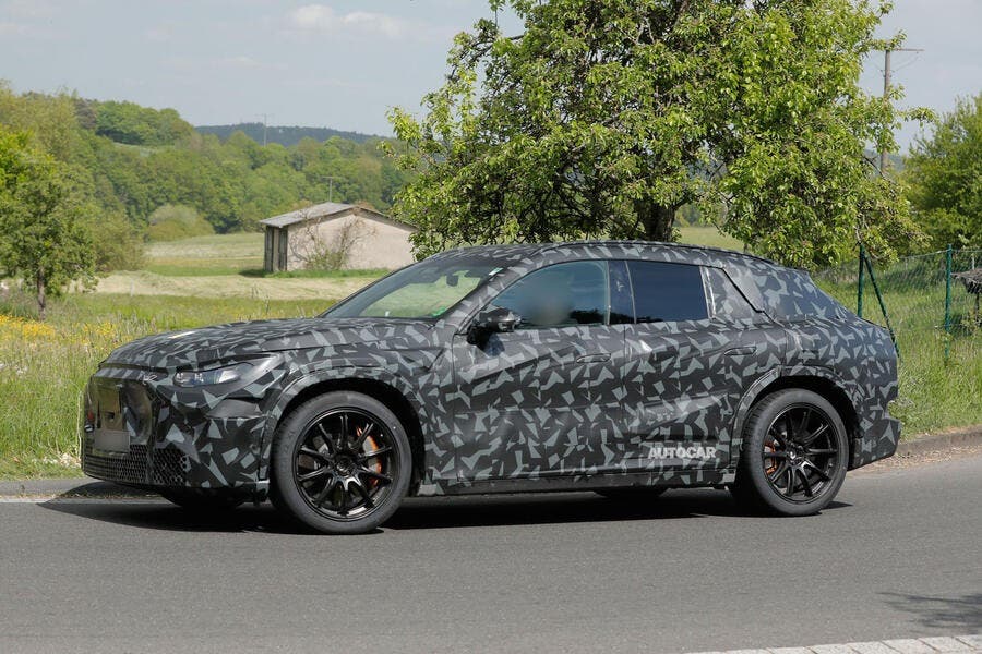 Mercedes AMG SUV foto spia