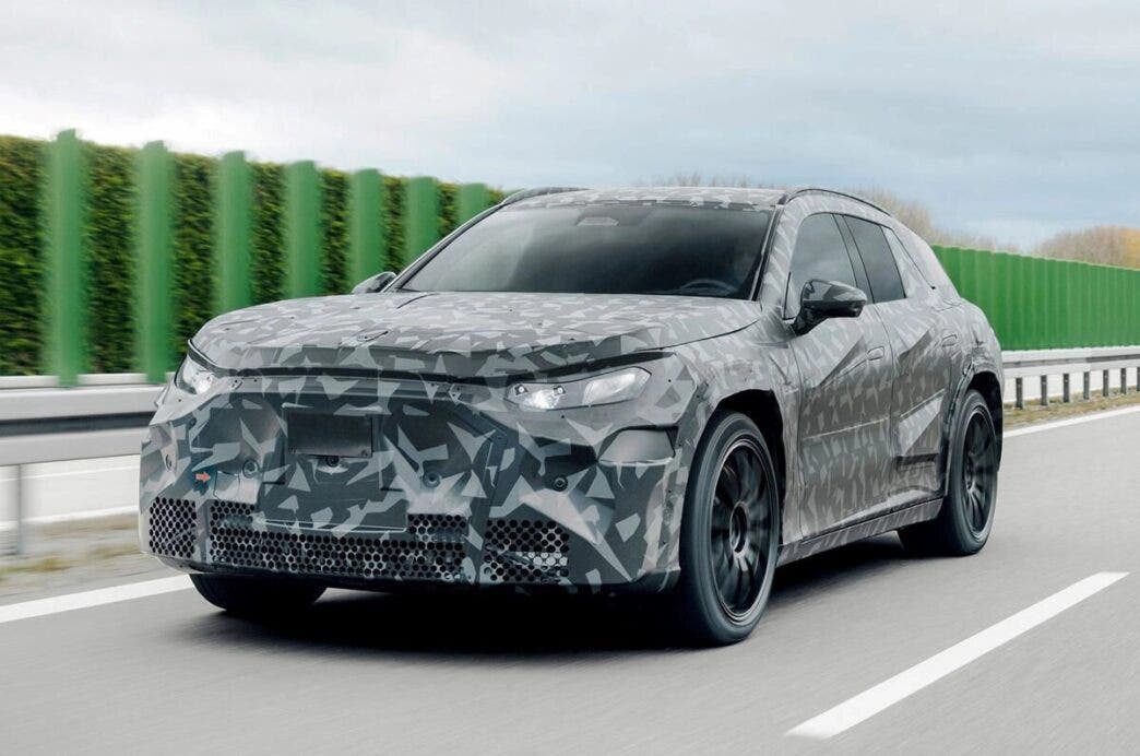 Mercedes AMG SUV foto spia