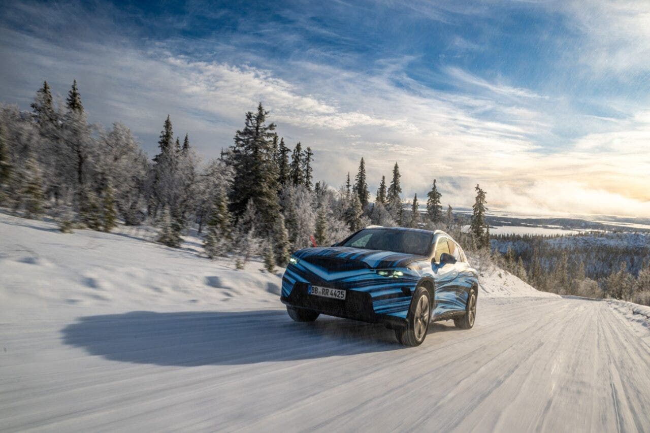 mercedes glc elettrica 2025