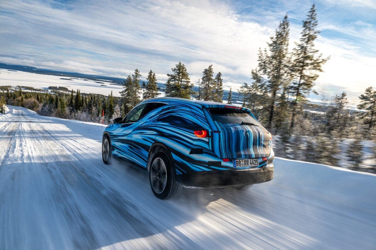mercedes glc elettrica 2025