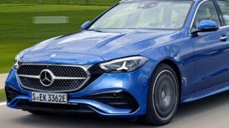 Mercedes Classe C rendering 2025