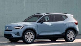 Volvo EX40 2026