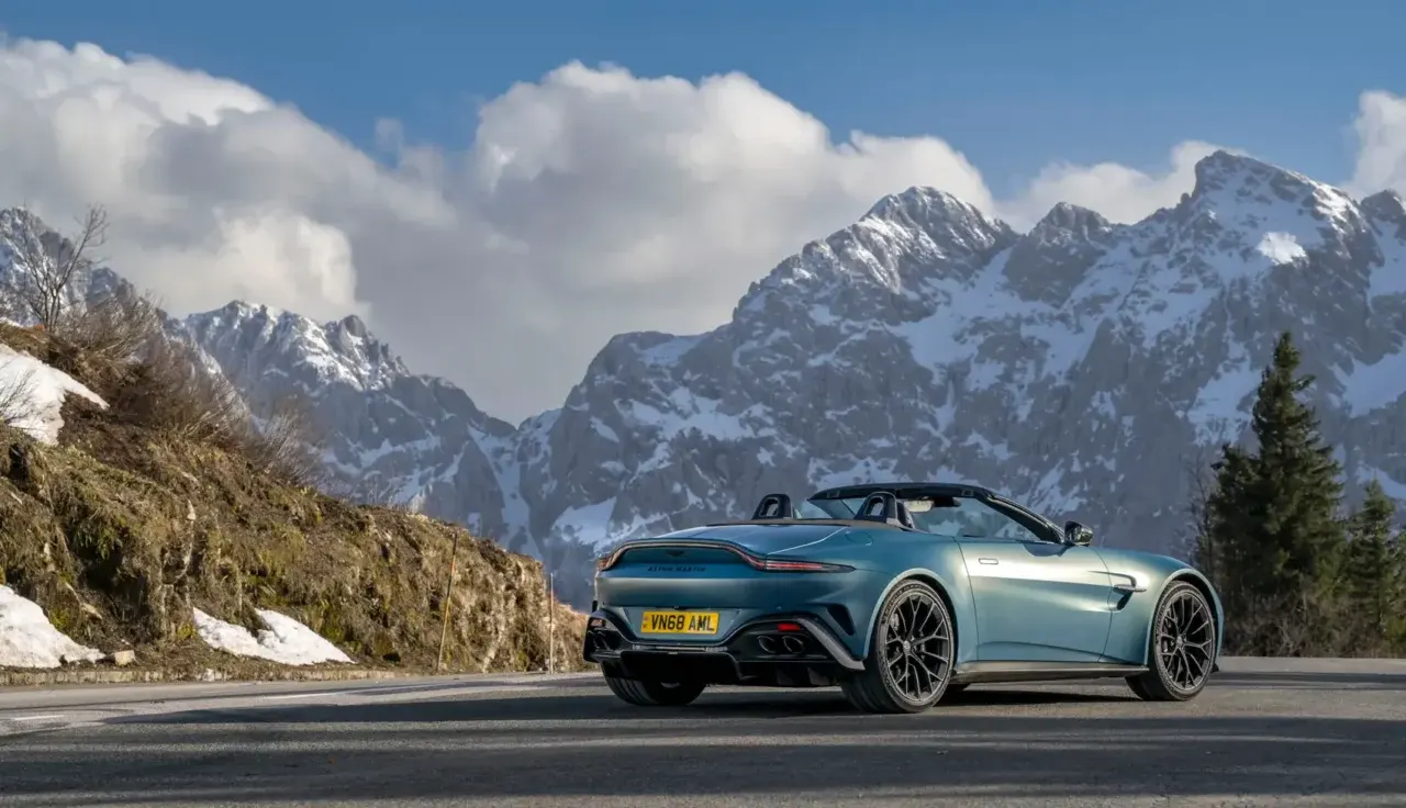 aston martin Vantage Roadster