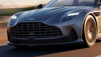 Aston Martin DB12 Volante