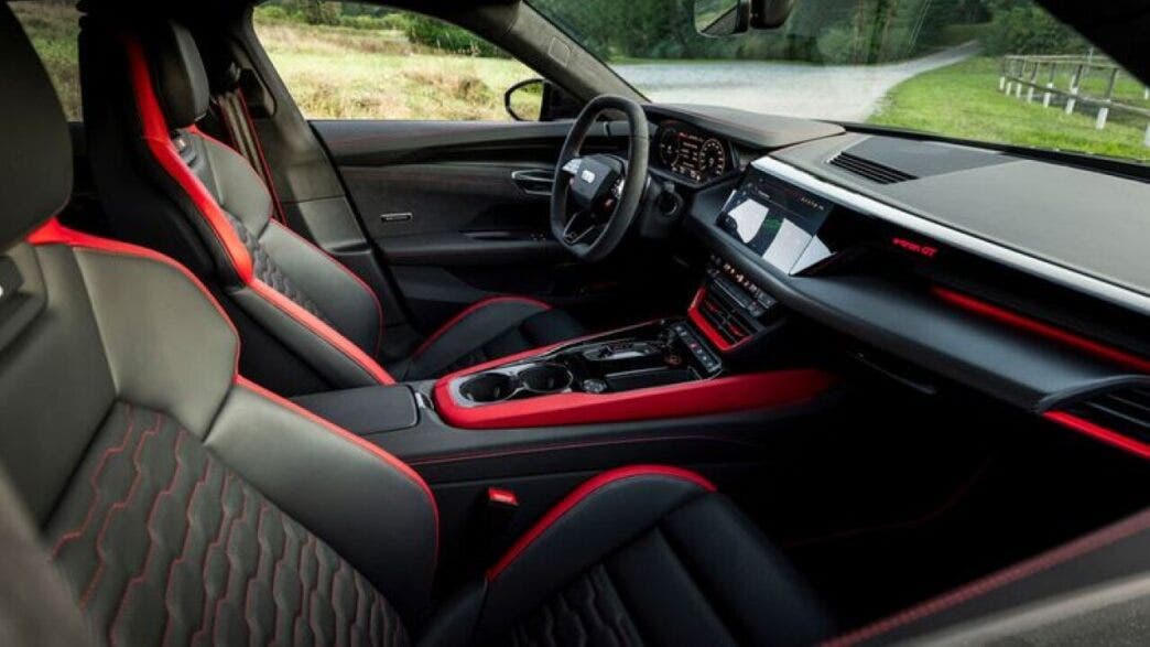 Audi, interni