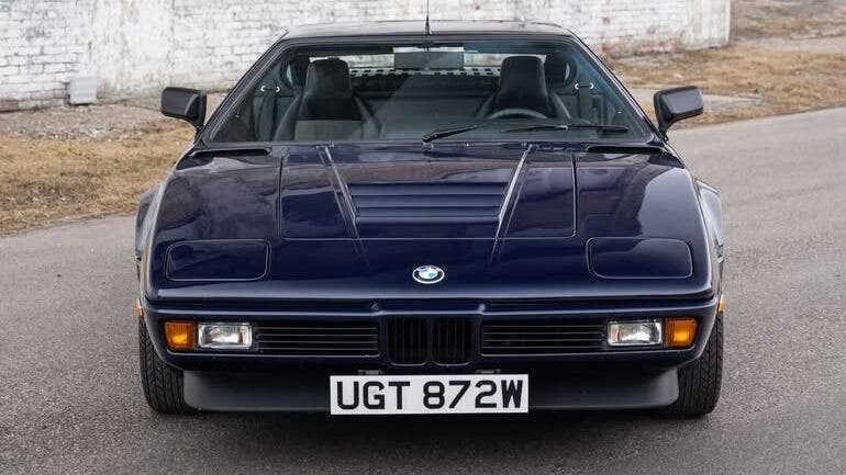 BMW M1 facebook