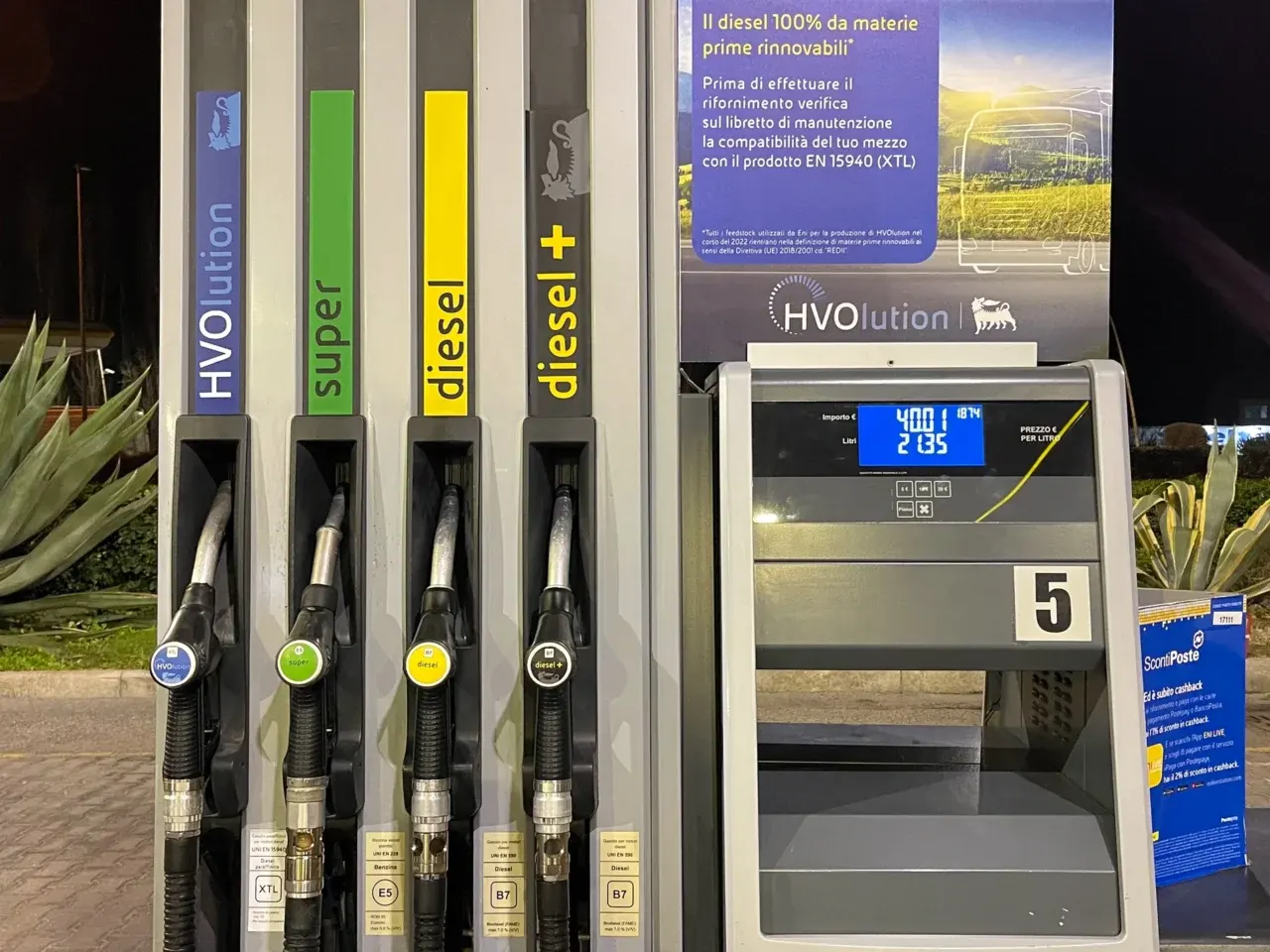 carburanti eni, anche hvo