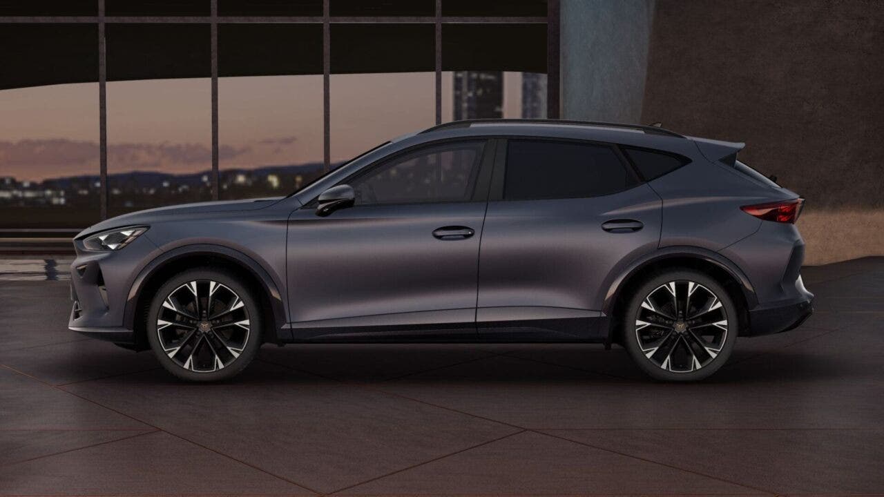 Cupra Formentor dark stone