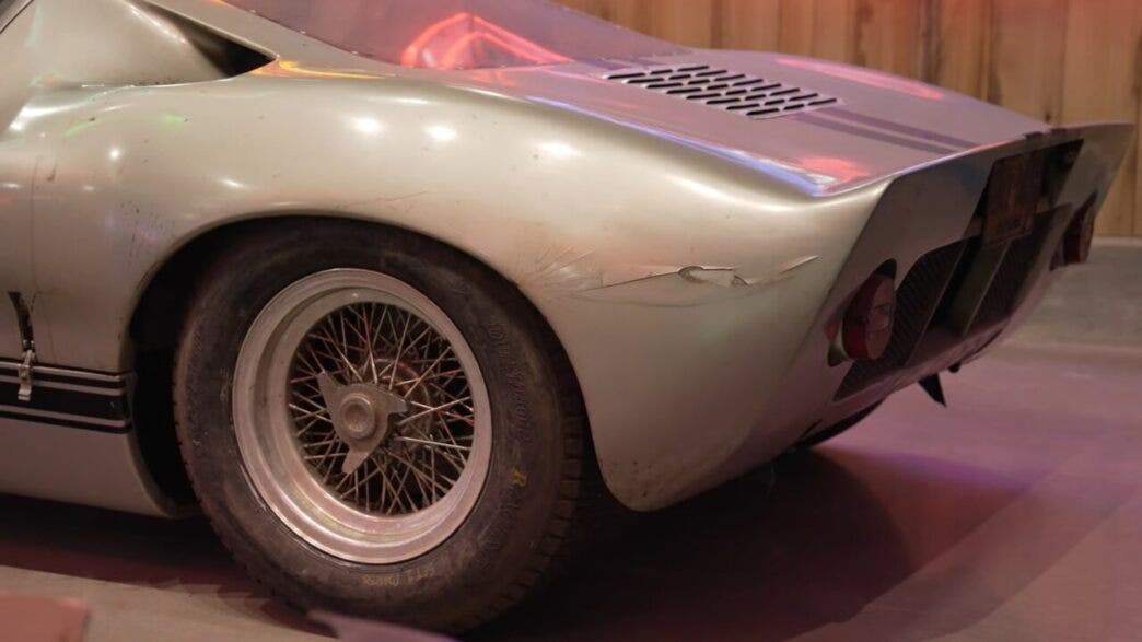 Ford GT40 barn find hunter
