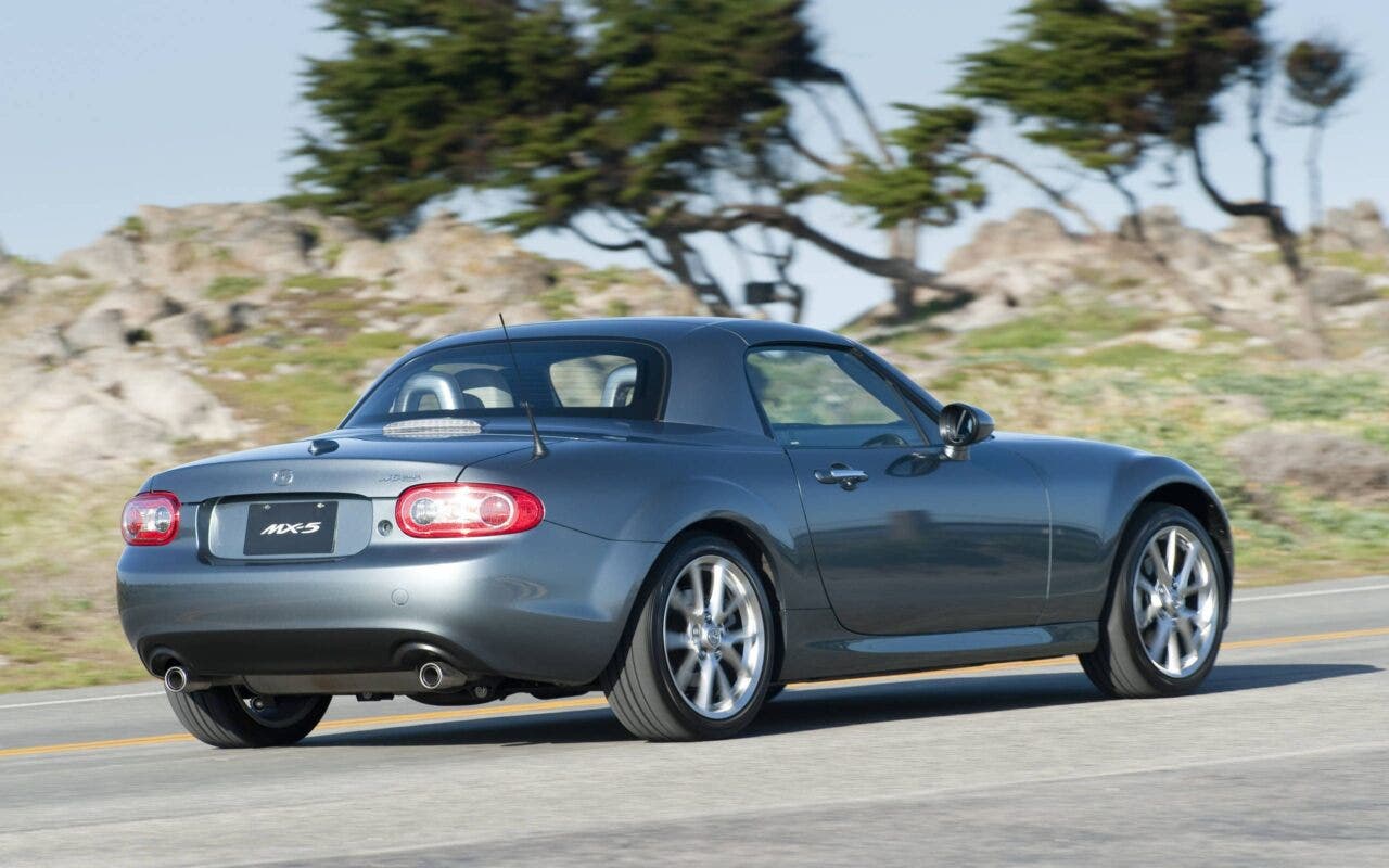 mazda miata PRHT