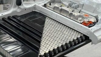 ricerca su batterie tesla byd dell'università RWTH