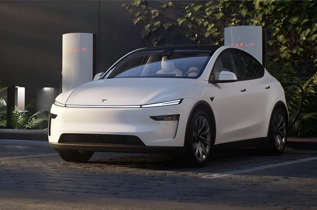 Tesla Model Y 2025