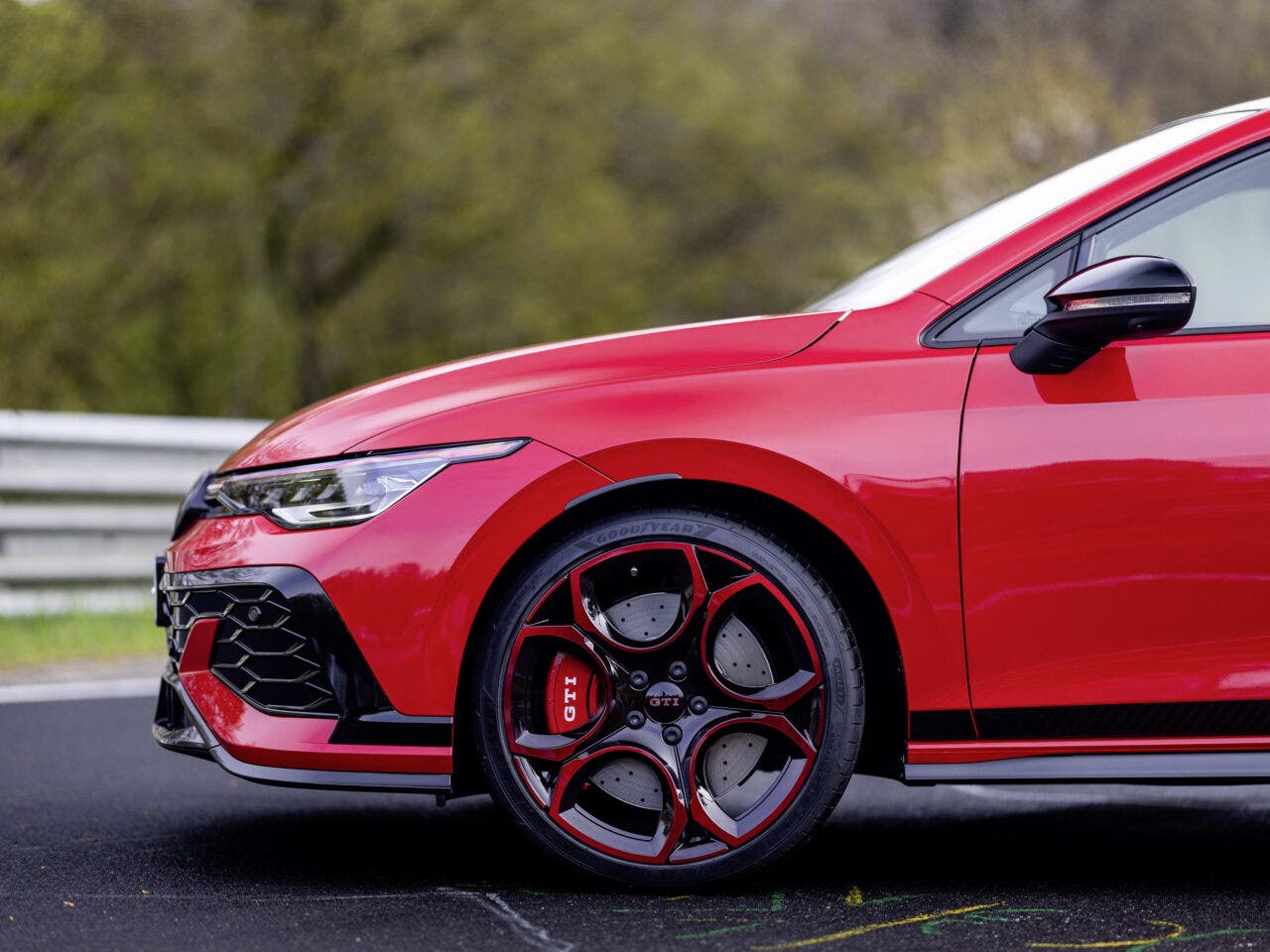 Volkswagen Golf GTI Edition 50