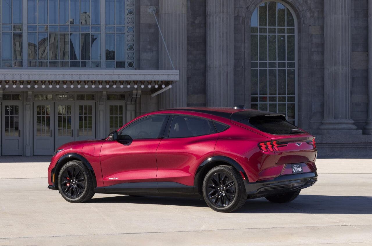 Ford Mustang Mach-E 2025