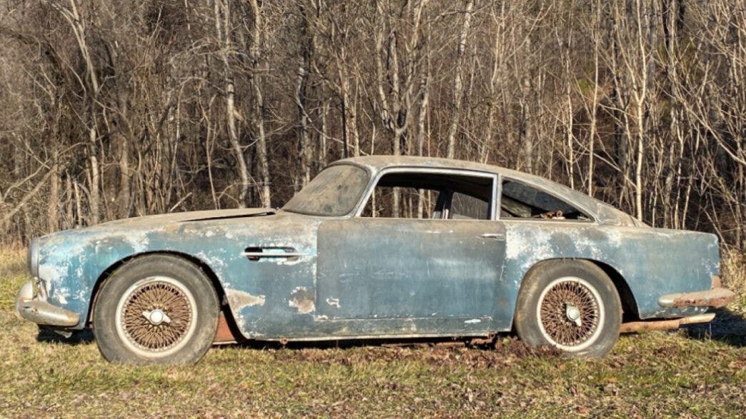 aston martin db4
