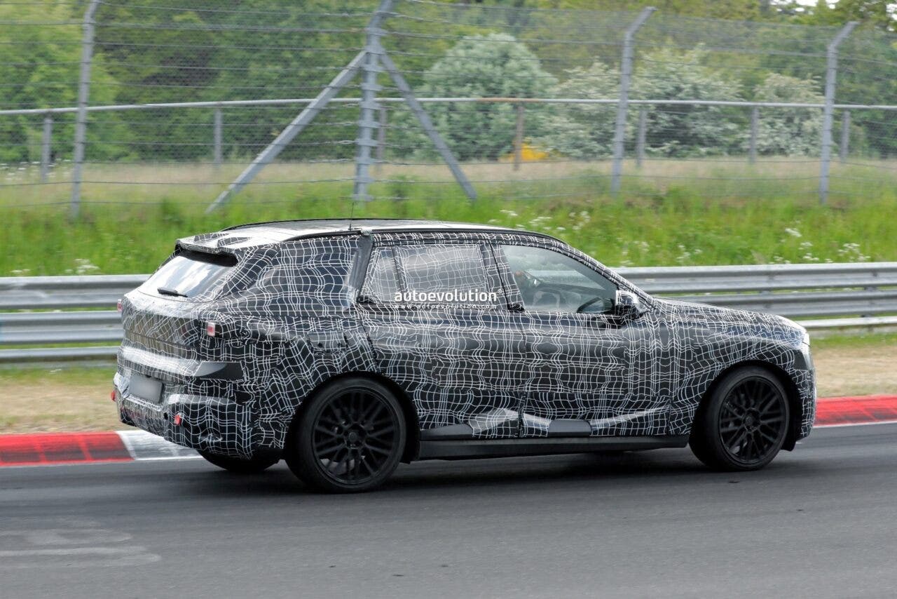 BMW X5 2027 a Nurburgring